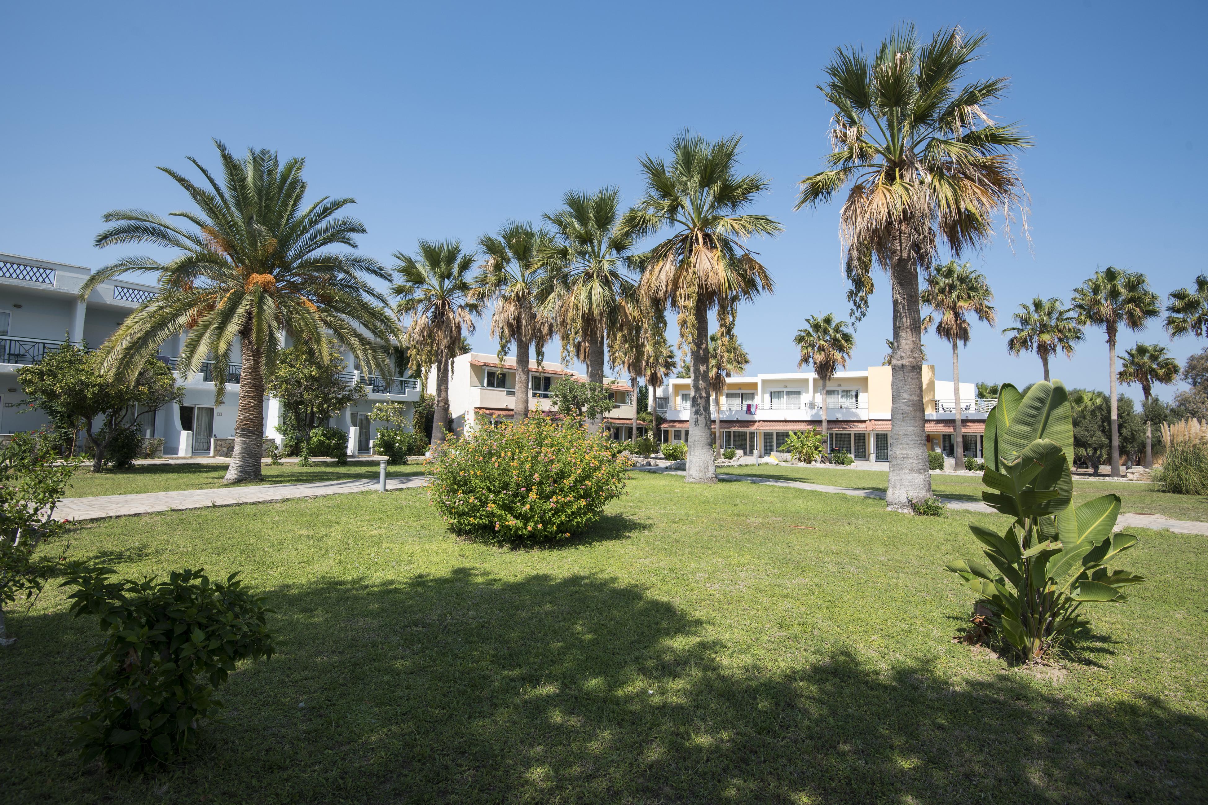 Atlantis Hotel Lambi  Extérieur photo