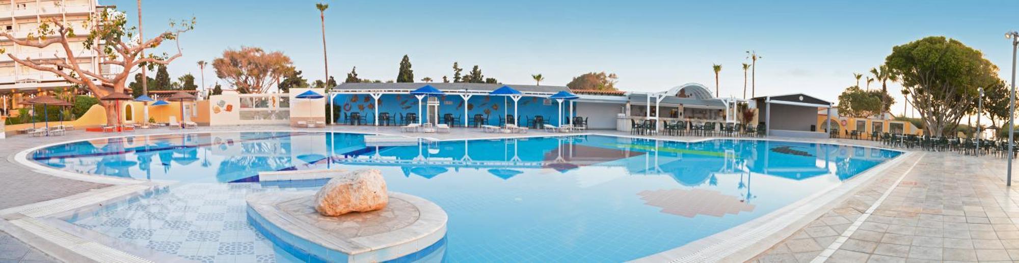 Atlantis Hotel Lambi  Extérieur photo