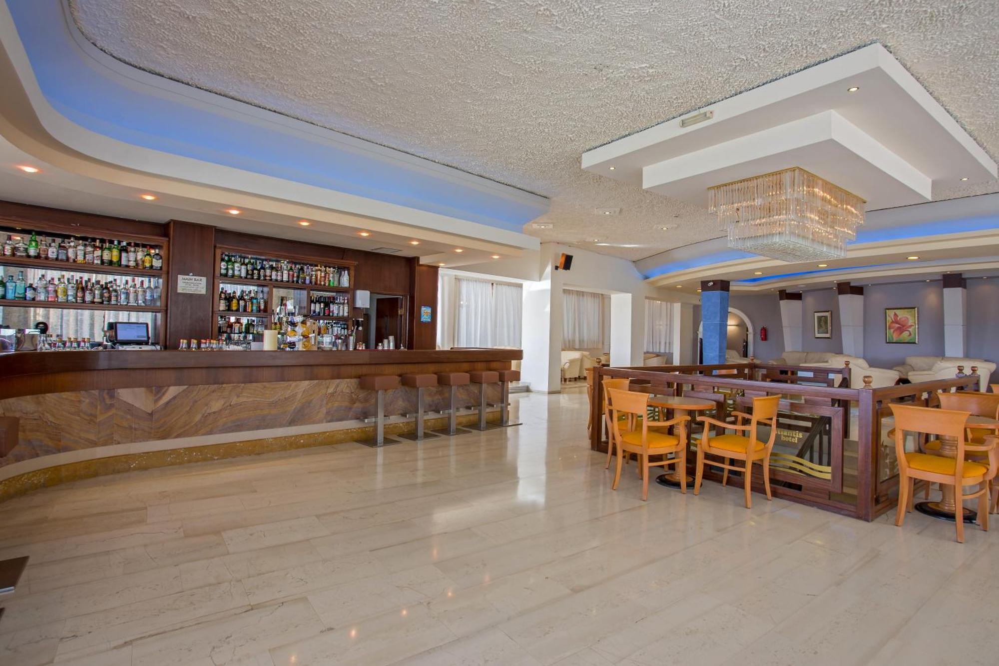 Atlantis Hotel Lambi  Extérieur photo